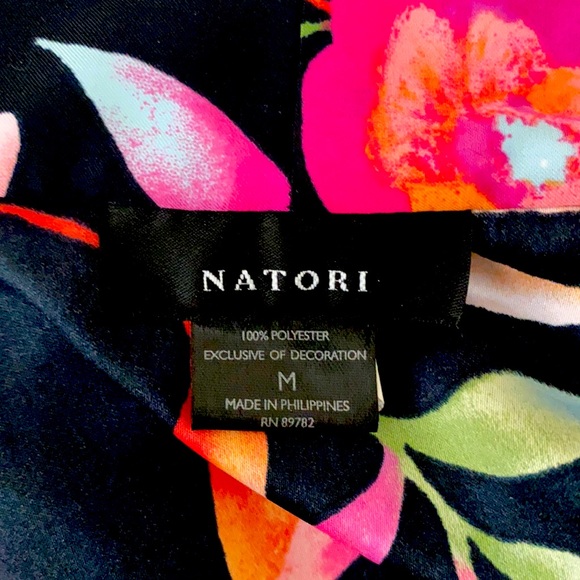 Natori Kimono Robe - Picture 2 of 6